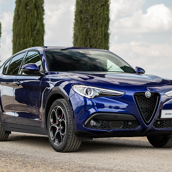 alfa-romeo-stelvio-2022