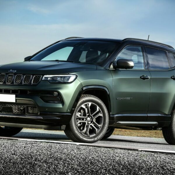 jeep-compass-2021-side-front