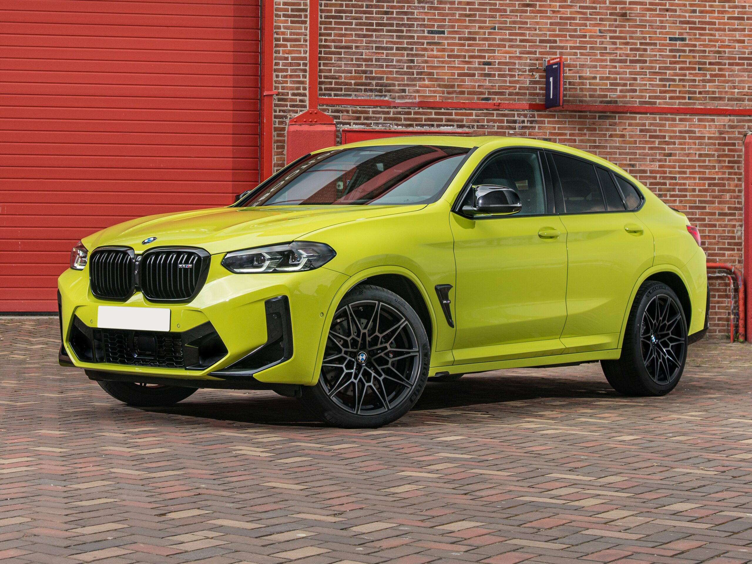 x4